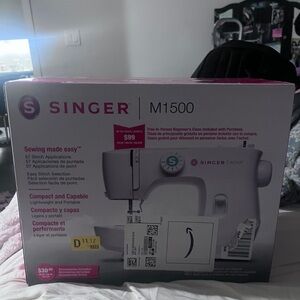 Singer Sewing Machine Box m1500 perfect for beginners